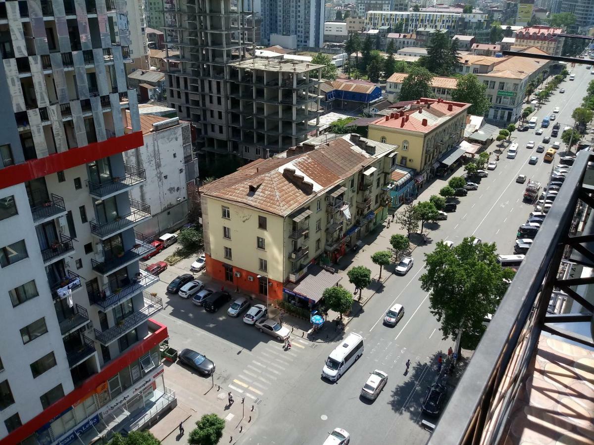 Flat in Batumi city centre Apartamento Exterior foto